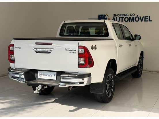 TOYOTA-HILUX-2.8 D-4D TURBO DIESEL CD SRX 4X4 AUTOMÁTICO TOYOTA-HILUX-2022