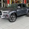 TOYOTA HILUX 2.8 D-4D TURBO DIESEL CD SRX 4X4 AUTOMÁTICO TOYOTA HILUX 2.8 D-4D TURBO DIESEL CD SRX 4X4 AUTOMÁTICO