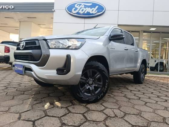 TOYOTA HILUX 2.8 D-4D TURBO DIESEL CS 4X4 AUTOMÁTICO