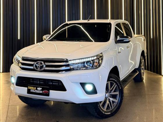 TOYOTA HILUX 2.8 SRX 4X4 CD 16V DIESEL 4P AUTOMÁTICO