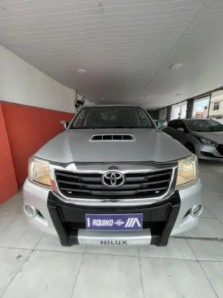 TOYOTA HILUX 3.0 SR 4X4 CD 16V TURBO INTERCOOLER DIESEL 4P MANUAL