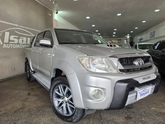 TOYOTA HILUX 3.0 SRV 4X4 CD 16V TURBO INTERCOOLER DIESEL 4P AUTOMÁTICO
