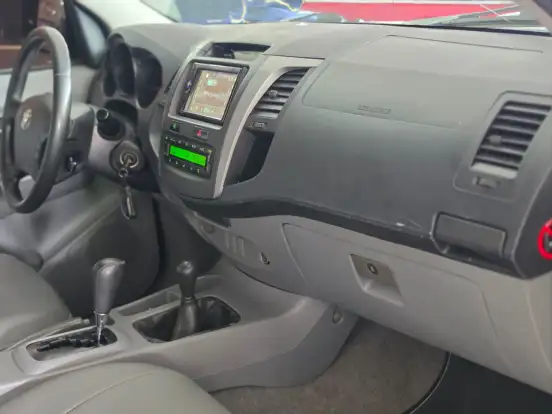 TOYOTA-HILUX-2009
