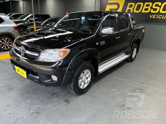 TOYOTA-HILUX-2005