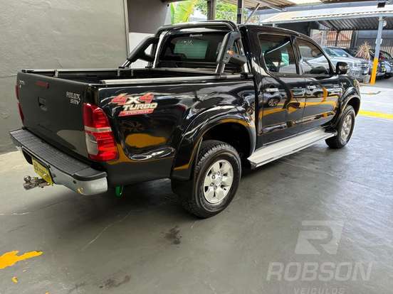 TOYOTA-HILUX-3.0 SRV 4X4 CD 16V TURBO INTERCOOLER DIESEL 4P AUTOMÁTICO TOYOTA-HILUX-2005