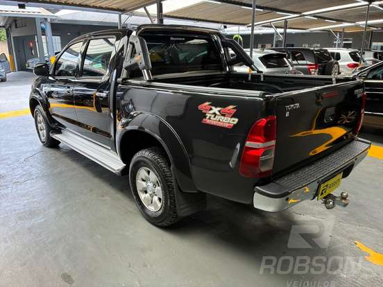 TOYOTA-HILUX-3.0 SRV 4X4 CD 16V TURBO INTERCOOLER DIESEL 4P AUTOMÁTICO TOYOTA-HILUX-2005