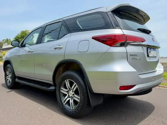 TOYOTA-HILUX SW4-2018