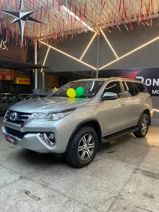 TOYOTA-HILUX SW4-2018