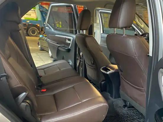TOYOTA-HILUX SW4-2.7 SRV 7 LUGARES 4X2 16V FLEX 4P AUTOMÁTICO TOYOTA-HILUX SW4-2018