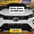 TOYOTA HILUX SW4 2.8 D-4D TURBO DIESEL SRX PLATINUM 4X4 AUTOMÁTICO TOYOTA HILUX SW4 2.8 D-4D TURBO DIESEL SRX PLATINUM 4X4 AUTOMÁTICO