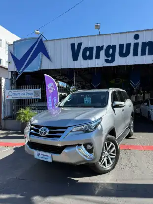 TOYOTA-HILUX SW4-2016