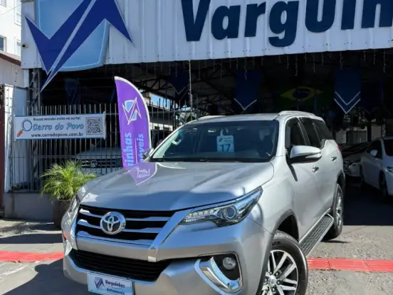 TOYOTA-HILUX SW4-2.8 SRX 4X4 16V TURBO INTERCOOLER DIESEL 4P AUTOMÁTICO TOYOTA-HILUX SW4-2016
