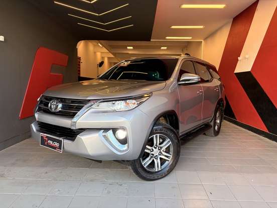 TOYOTA-HILUX SW4-2.7 SRV 7 LUGARES 4X2 16V FLEX 4P AUTOMÁTICO TOYOTA-HILUX SW4-2020