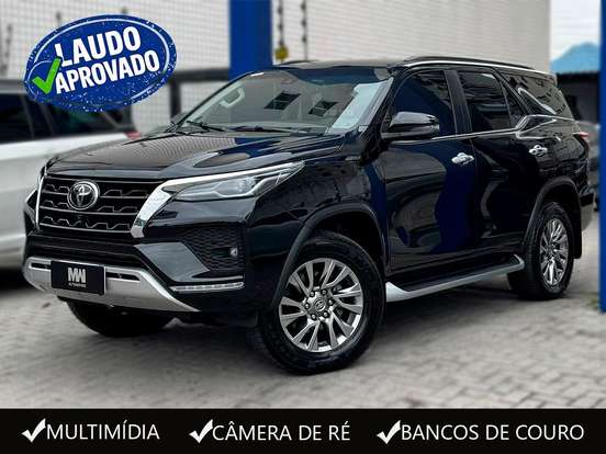 TOYOTA-HILUX SW4-2.8 D-4D TURBO DIESEL SRX 4X4 AUTOMÁTICO TOYOTA-HILUX SW4-2021