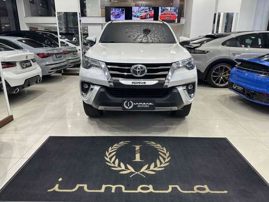 TOYOTA-HILUX SW4-2018