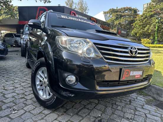 TOYOTA-HILUX SW4-3.0 SRV 4X4 7 LUGARES 16V TURBO INTERCOOLER DIESEL 4P AUTOMÁTICO TOYOTA-HILUX SW4-2011