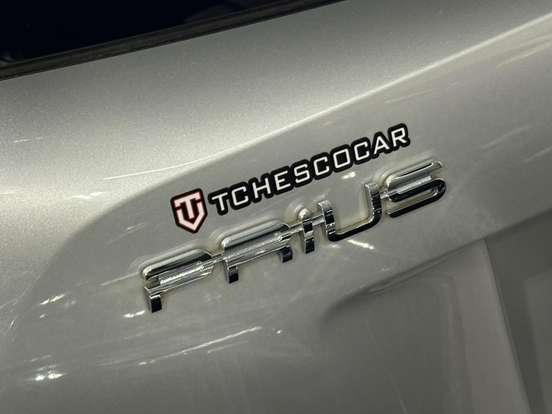 TOYOTA-PRIUS-2018