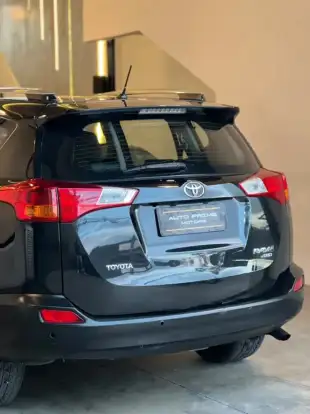 TOYOTA-RAV4-2014