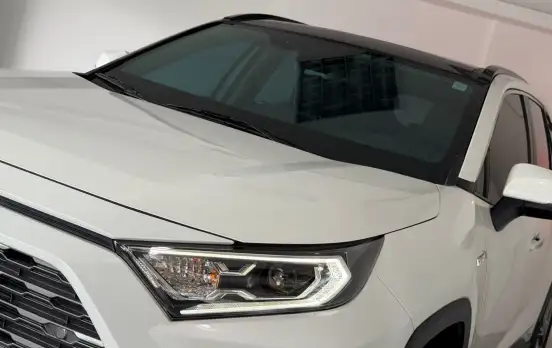 TOYOTA-RAV4-2021