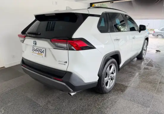 TOYOTA-RAV4-2021
