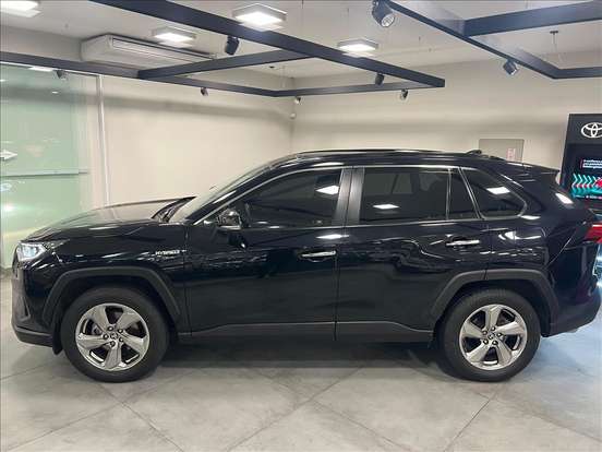 TOYOTA-RAV4-2021