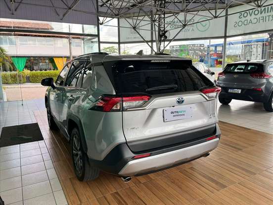 TOYOTA-RAV4-2022
