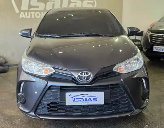 TOYOTA-YARIS-2024