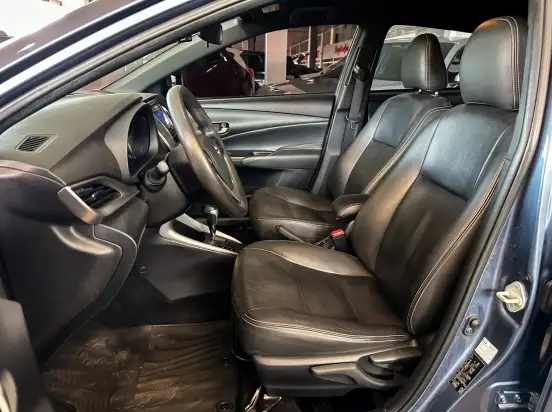 TOYOTA-YARIS-2020