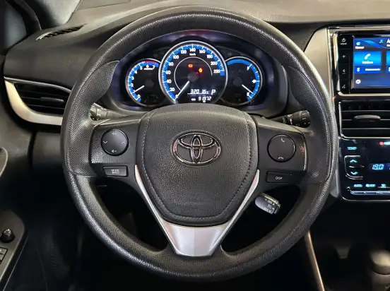 TOYOTA-YARIS-1.5 16V FLEX XL PLUS CONNECT MULTIDRIVE TOYOTA-YARIS-2020