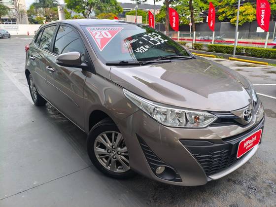 TOYOTA YARIS 1.3 16V FLEX XL PLUS TECH MULTIDRIVE