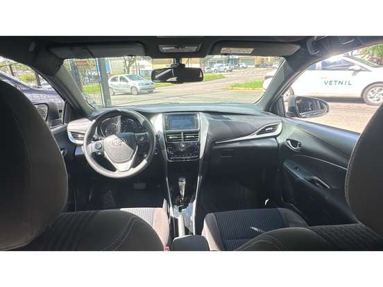 TOYOTA-YARIS-2018