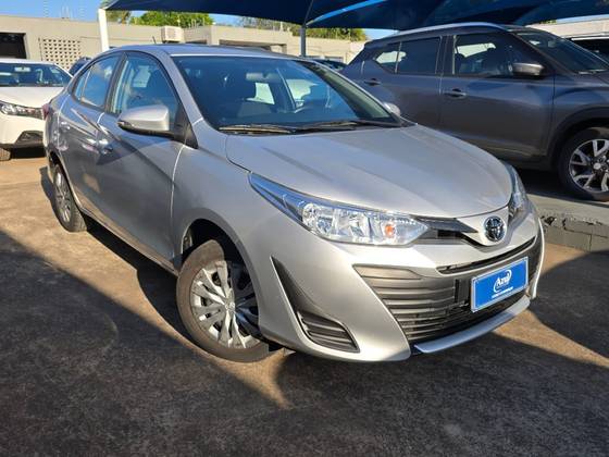 TOYOTA YARIS 1.5 16V FLEX SEDAN XL LIVE MULTIDRIVE
