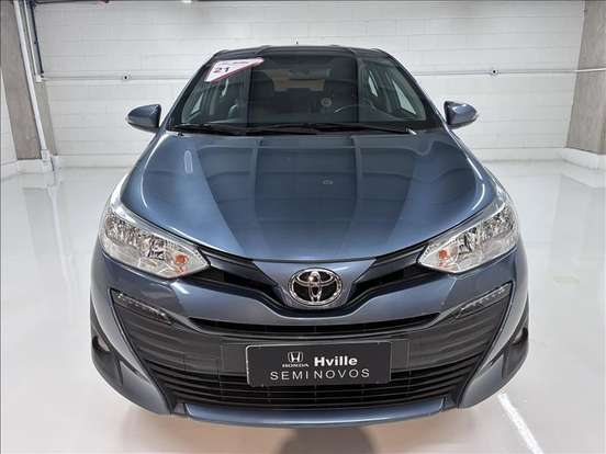TOYOTA-YARIS-2020