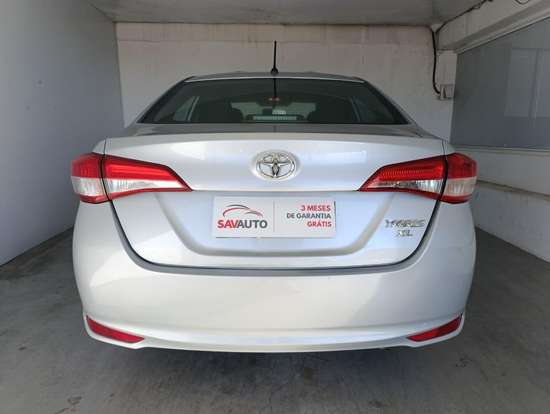 TOYOTA-YARIS-2019