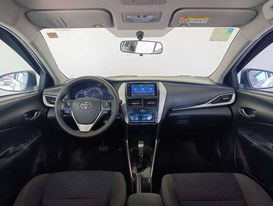 TOYOTA-YARIS-1.5 16V FLEX SEDAN XL PLUS TECH MULTIDRIVE TOYOTA-YARIS-2019