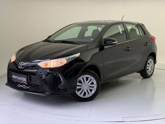 TOYOTA-YARIS-2024