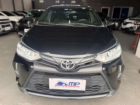 TOYOTA-YARIS-2024