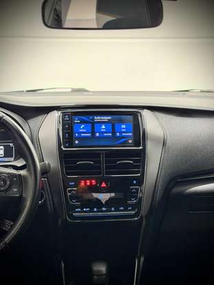 TOYOTA-YARIS-2022