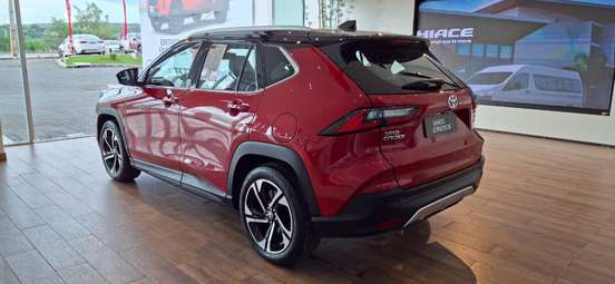 TOYOTA-YARIS CROSS-2026