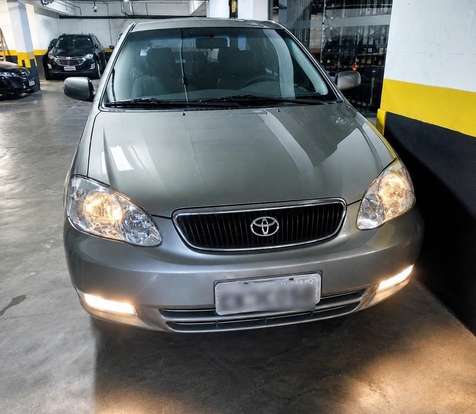 TOYOTA-COROLLA-2004