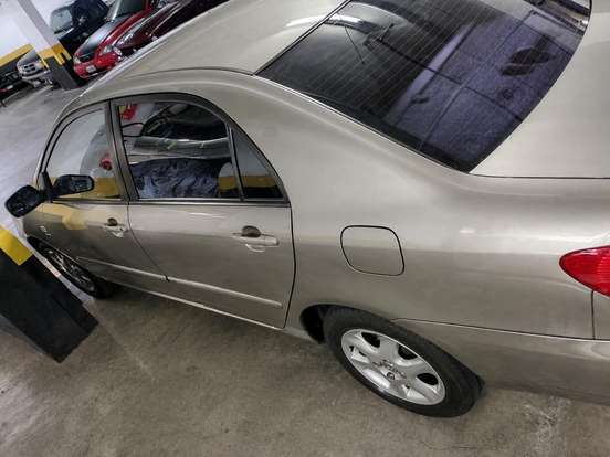 TOYOTA-COROLLA-1.8 SE-G 16V GASOLINA 4P AUTOMÁTICO TOYOTA-COROLLA-2004