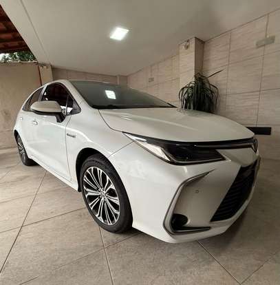TOYOTA-COROLLA-2021