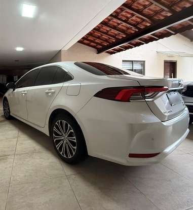 TOYOTA-COROLLA-2021