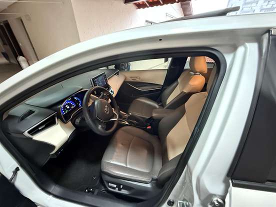 TOYOTA-COROLLA-2021