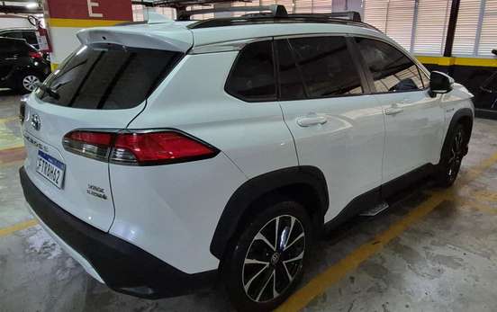 TOYOTA-COROLLA CROSS-2021