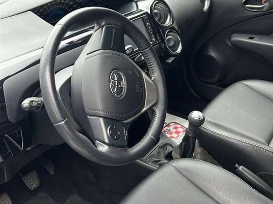 TOYOTA-ETIOS-1.5 XLS 16V FLEX 4P MANUAL TOYOTA-ETIOS-2015