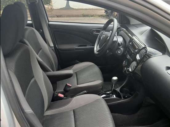 TOYOTA-ETIOS-1.5 XS 16V FLEX 4P AUTOMÁTICO TOYOTA-ETIOS-2017