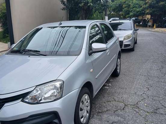 TOYOTA-ETIOS-1.5 XS 16V FLEX 4P AUTOMÁTICO TOYOTA-ETIOS-2017