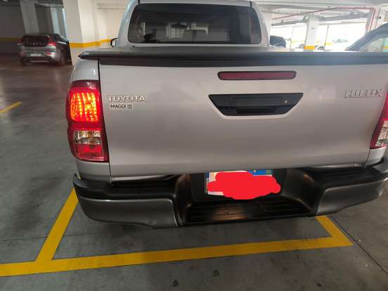 TOYOTA-HILUX-2.8 D-4D TURBO DIESEL CD POWER PACK 4X4 AUTOMÁTICO TOYOTA-HILUX-2025