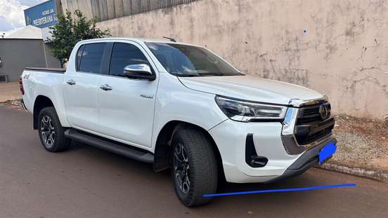 TOYOTA-HILUX-2024